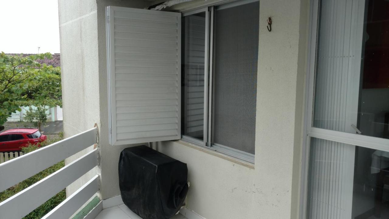 Apto Espetacular A 50 M Do Mar Em Condominio Com Piscinas Maravilhosas Guaratuba Εξωτερικό φωτογραφία