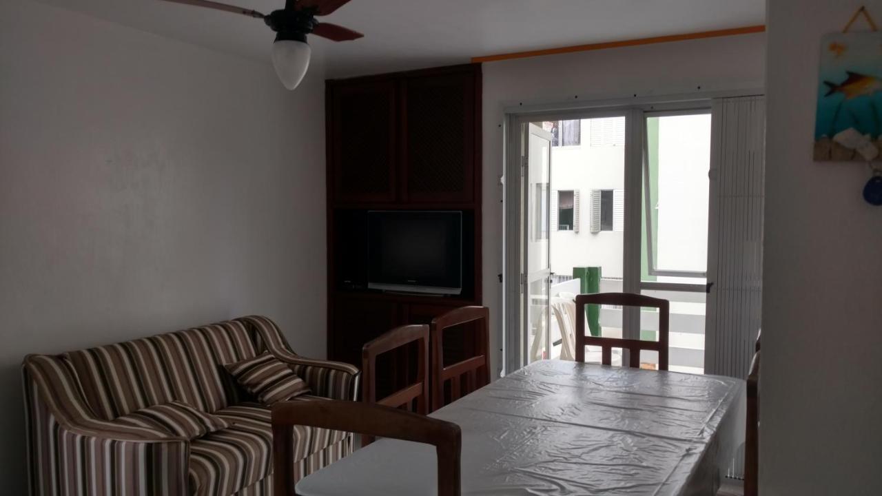 Apto Espetacular A 50 M Do Mar Em Condominio Com Piscinas Maravilhosas Guaratuba Εξωτερικό φωτογραφία