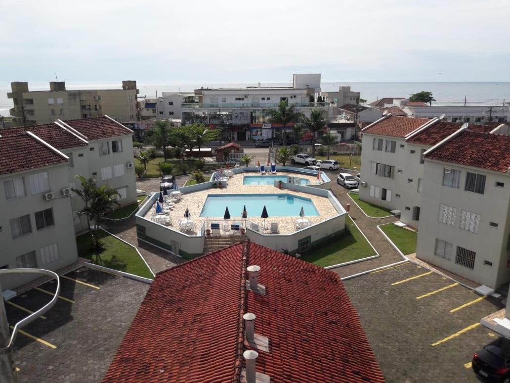 Apto Espetacular A 50 M Do Mar Em Condominio Com Piscinas Maravilhosas Guaratuba Εξωτερικό φωτογραφία